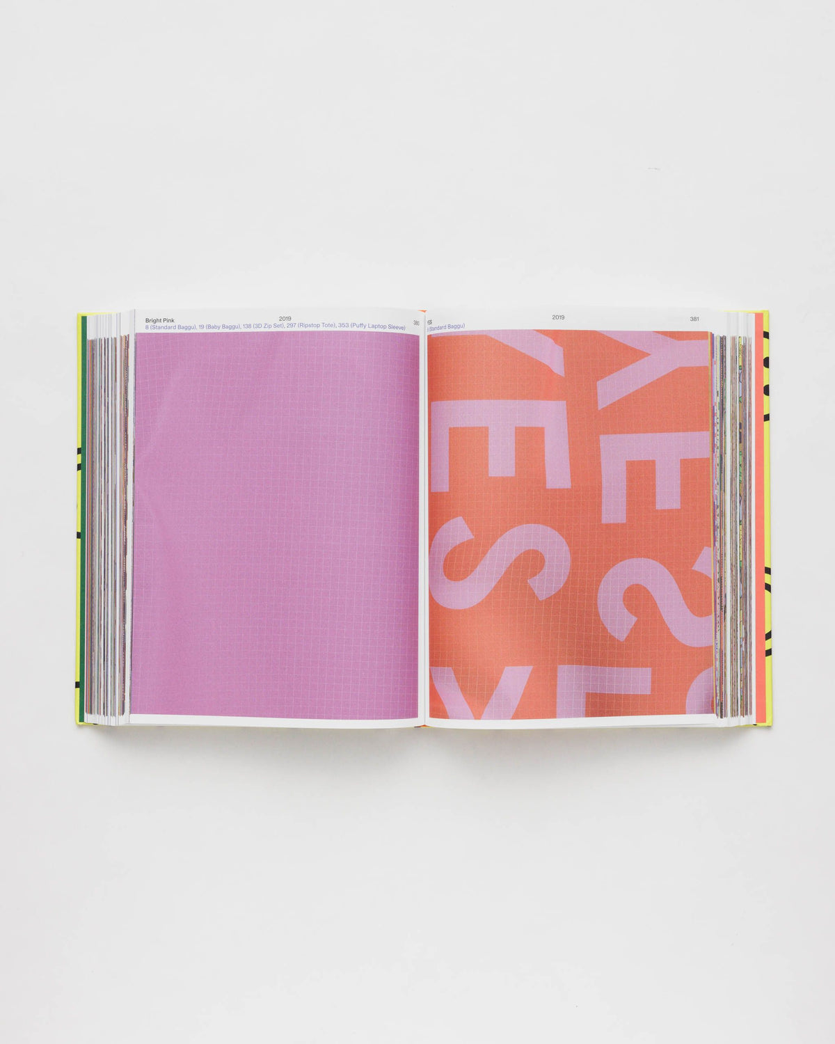 HOLD EVERYTHING: 15 YEARS OF BAGGU - US 0473