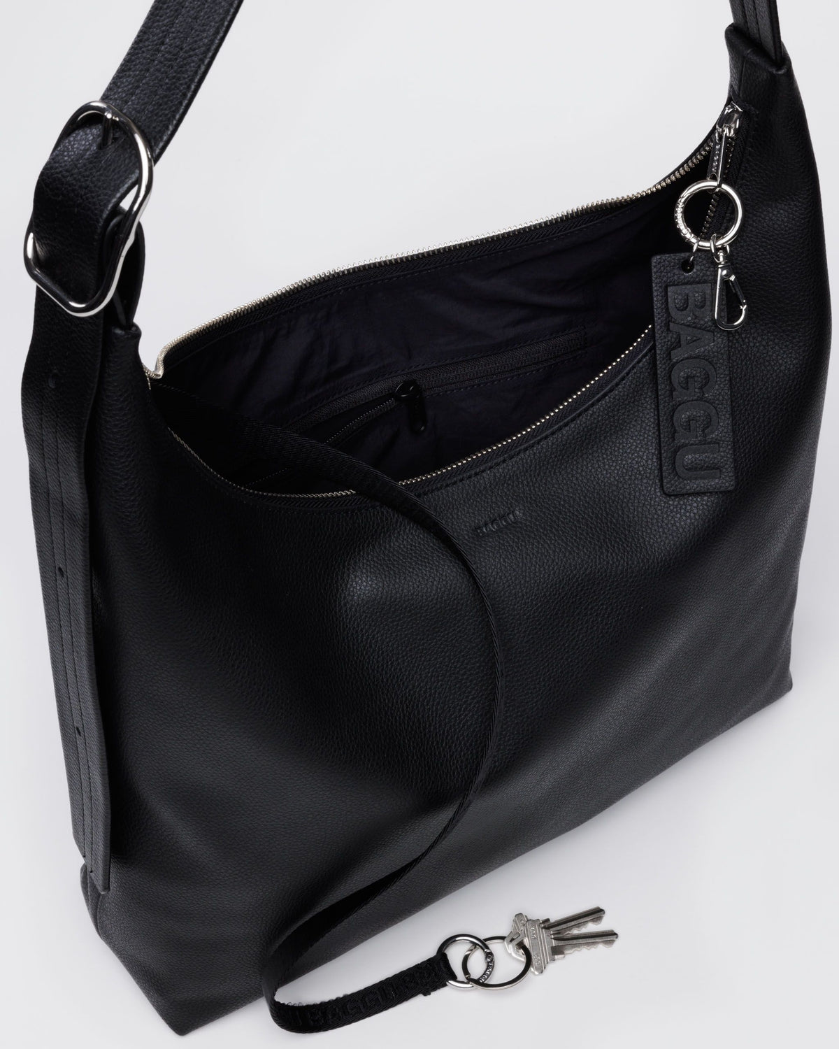 RECYCLED LEATHER SHOULDER BAG - US 2070