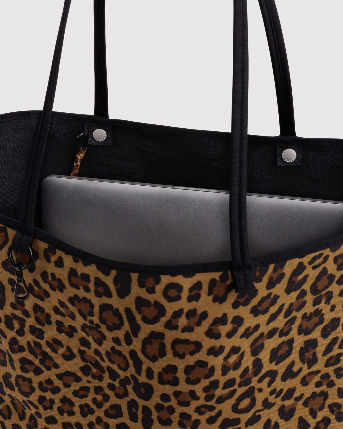 LARGE NYLON REVERSIBLE TOTE - US 3622